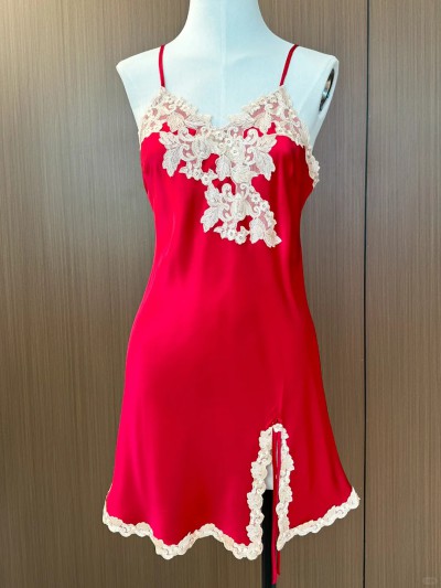 dongguan silk robe dongguan silk slip dongguan silk sleep dress dongguan silk pajamas dongguan men silk pajamas dongguan lingerie dongguan underwear dongguan sexy pajamas dongguan brassiere 