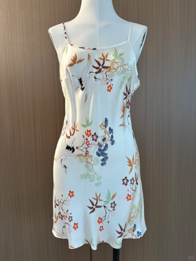 dongguan silk robe dongguan silk slip dongguan silk sleep dress dongguan silk pajamas dongguan men silk pajamas dongguan lingerie dongguan underwear dongguan sexy pajamas dongguan brassiere 