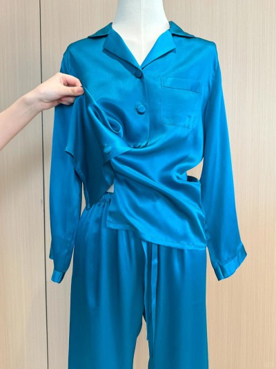 dongguan silk robe dongguan silk slip dongguan silk sleep dress dongguan silk pajamas dongguan men silk pajamas dongguan lingerie dongguan underwear dongguan sexy pajamas dongguan brassiere 