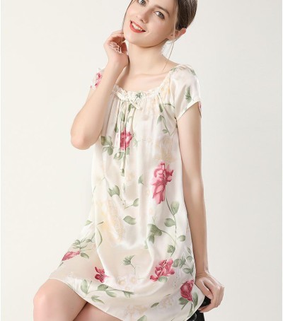 dongguan silk robe dongguan silk slip dongguan silk sleep dress dongguan silk pajamas dongguan men silk pajamas dongguan lingerie dongguan underwear dongguan sexy pajamas dongguan brassiere 