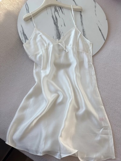 dongguan silk robe dongguan silk slip dongguan silk sleep dress dongguan silk pajamas dongguan men silk pajamas dongguan lingerie dongguan underwear dongguan sexy pajamas dongguan brassiere 