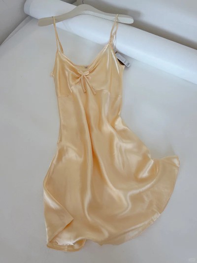 dongguan silk robe dongguan silk slip dongguan silk sleep dress dongguan silk pajamas dongguan men silk pajamas dongguan lingerie dongguan underwear dongguan sexy pajamas dongguan brassiere 