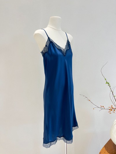 dongguan silk robe dongguan silk slip dongguan silk sleep dress dongguan silk pajamas dongguan men silk pajamas dongguan lingerie dongguan underwear dongguan sexy pajamas dongguan brassiere 