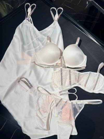 dongguan silk robe dongguan silk slip dongguan silk sleep dress dongguan silk pajamas dongguan men silk pajamas dongguan lingerie dongguan underwear dongguan sexy pajamas dongguan brassiere 